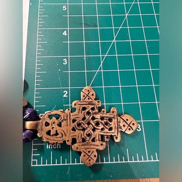 AKOLA NECKLACE HANDMADE RICE PAPER BEADS COBALT BLUE BRASS TONE MALTESE CROSS - Picture 8 of 16